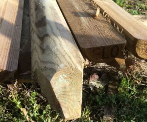 1.80m x 100mm machined 1/2 rnd UC4 post