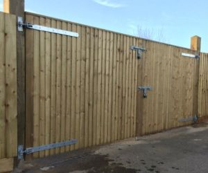 Closeboard gate 1.800h x 1.200w HEAVY FR